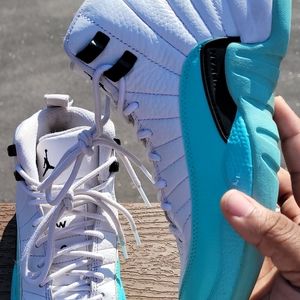 Air jordan 12 aqua